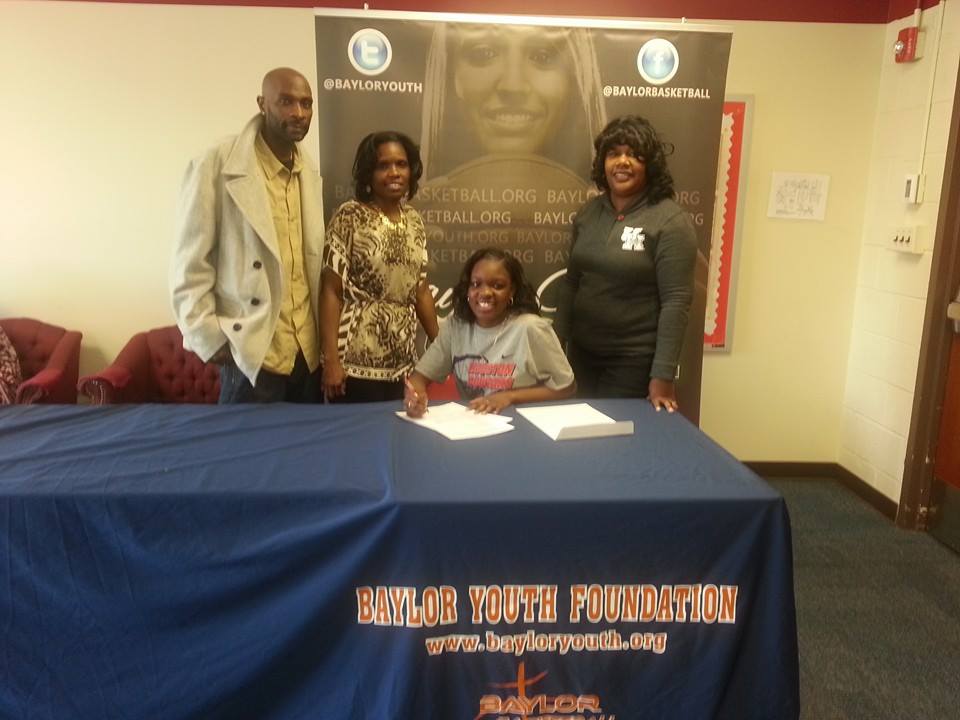 Dejah Joshua, Dejah's Parents & Coach Baylor